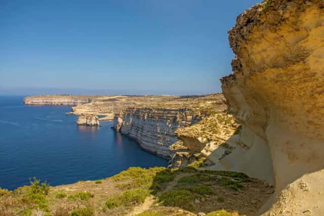 gozo-15-bezienswaardigheden-excursies-wandelen-blue-hole