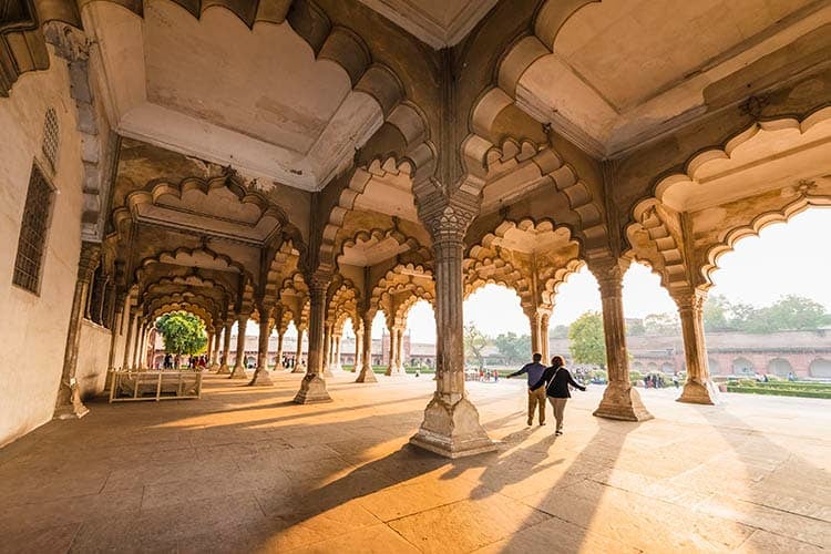 Rode Fort van Agra: 10 Excursies, Bezienswaardigheden en meer